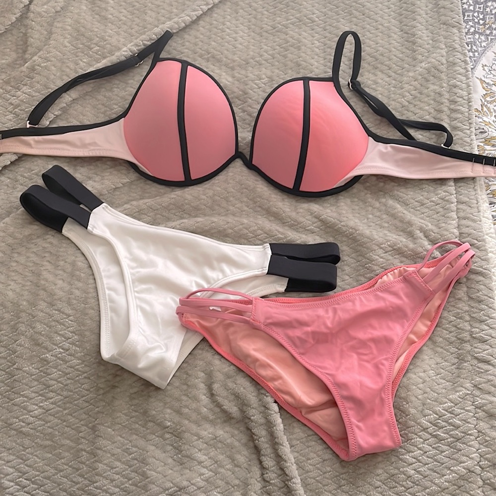 Victoria secret mic and match top Sz 34DD bottoms Sz M